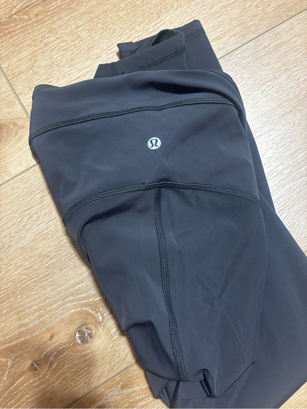 Lululemon black leggings